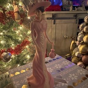 Thomas Kinkade Inspiration of Hope “A Picture of Faith” Victorian Lady figurine